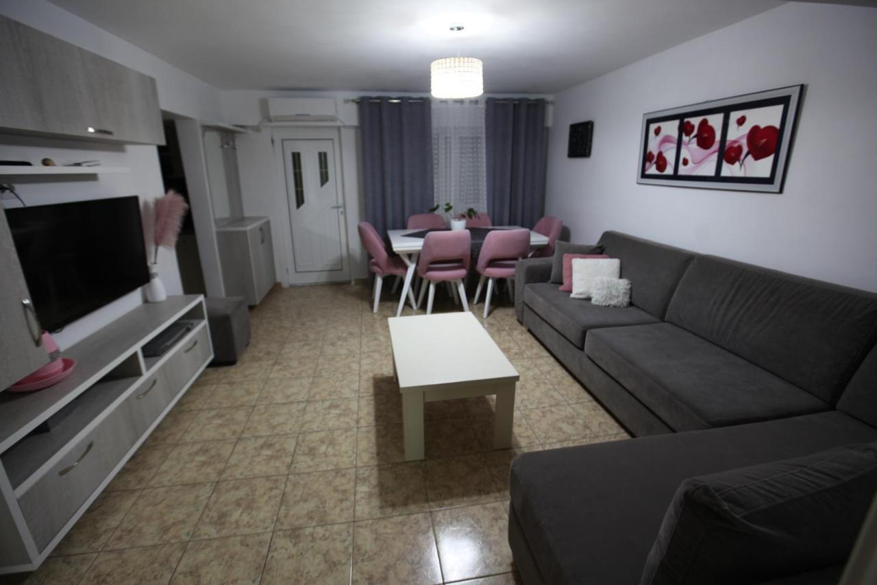 Kuburi Hotel Ksamil Zewnętrze zdjęcie